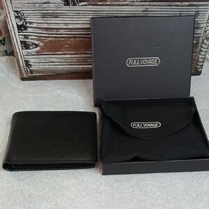 Full Voyage Men's Black Leather RFID Blocking Wallet